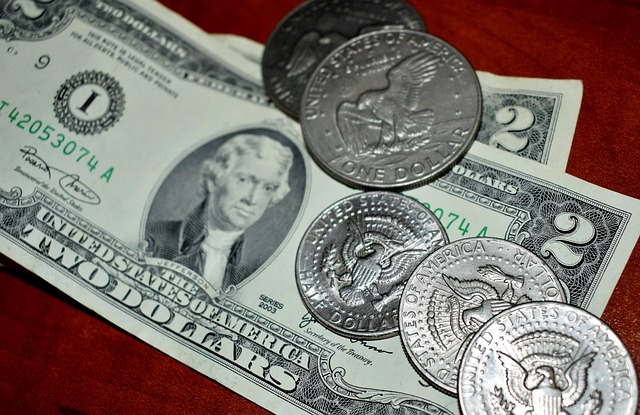 Dollar Collapse Theory: Should You Prepare?