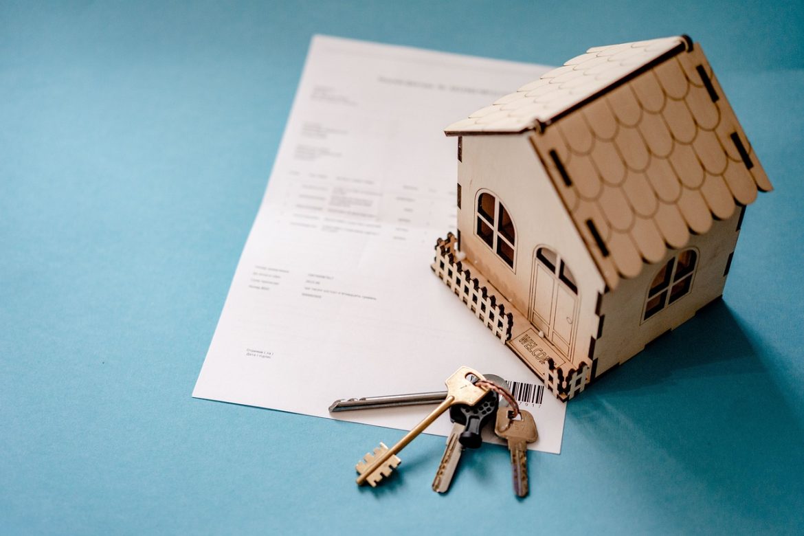 Fixed-Rate vs. Adjustable Mortgages: Key Differences